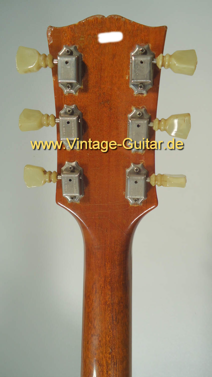 Gibson Les Paul Standard Goldtop 1968 d.jpg